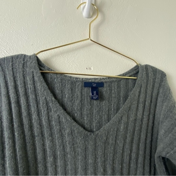 Gap Women Gray Sweater Sz S - Picture 6 of 10